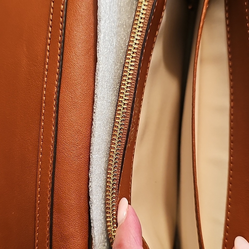 Ralph Lauren Brown and Gold Crossbody Bag with Chain Strap - Picture 9 of 11